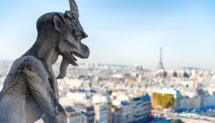 France: après l’incendie de Notre-Dame, une découverte effrayante de statues fait polémique